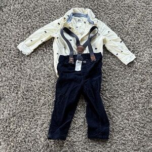 OshKosh B'gosh Cream and Black Kids Matching Set